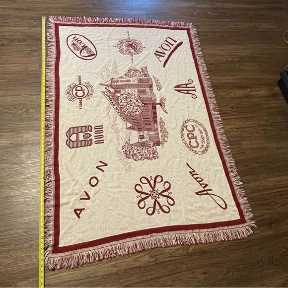 Vintage Rare Avon Mrs Albee Collectible Throw Blanket Red Cream - Picture 9 of 11